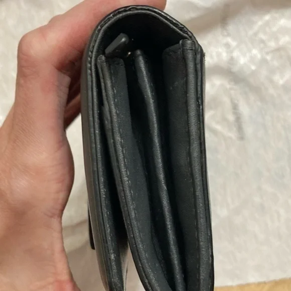 Kate spade dark gray leather bow wallet